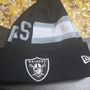 New Era Black and Gray Raiders Beanie